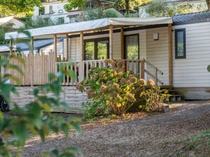 Exterior - Mobile Home with Terrace in Espelette - 2 Bedrooms, 5 People (Espelette)