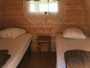 2 bedrooms, free WiFi