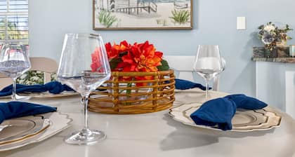 Sunny Isles Beach Cottage | Indian Shores