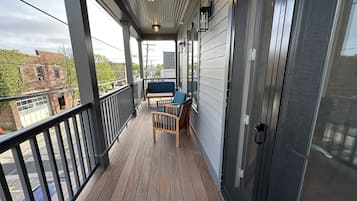 Apartment, 2 Bedrooms | Property grounds