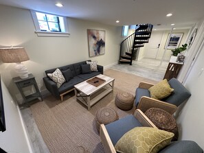 Rumah, 5 kamar tidur | Area keluarga | Smart TV