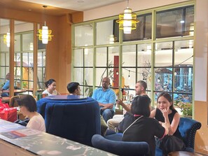 Lobby - 
Long term leasing for expat - Family room with small kitchen (Thành phố Hồ Chí Minh)