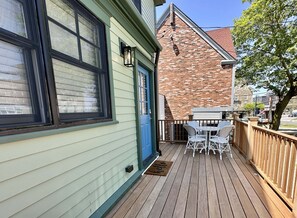 Căn hộ, 2 phòng ngủ | Khu ẩm thực ngoài trời