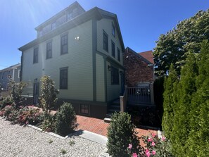 Căn hộ, 2 phòng ngủ | Ngoại thất