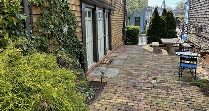 Unique 2 Bed 1 Bath Apartment Off Broadway #3 2 Bedroom Apts