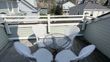 House, 4 Bedrooms | Outdoor dining