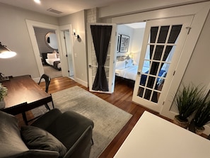 House, Multiple Bedrooms | 7 bedrooms, laptop workspace, iron/ironing board, free WiFi - Entire Modern 7 Unit 7 Bath Boutique Inn 7 Bedroom Home (Newport)