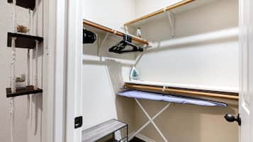 Dúplex, 3 habitaciones | Interior