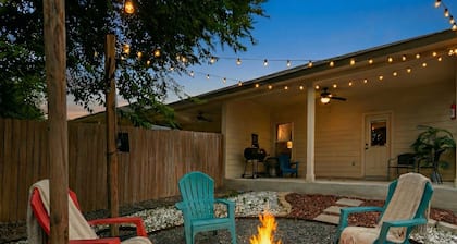 Pet Friendly Duplex - Sea World/Lackland/Six Flags