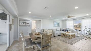 House, 3 Bedrooms | Dining