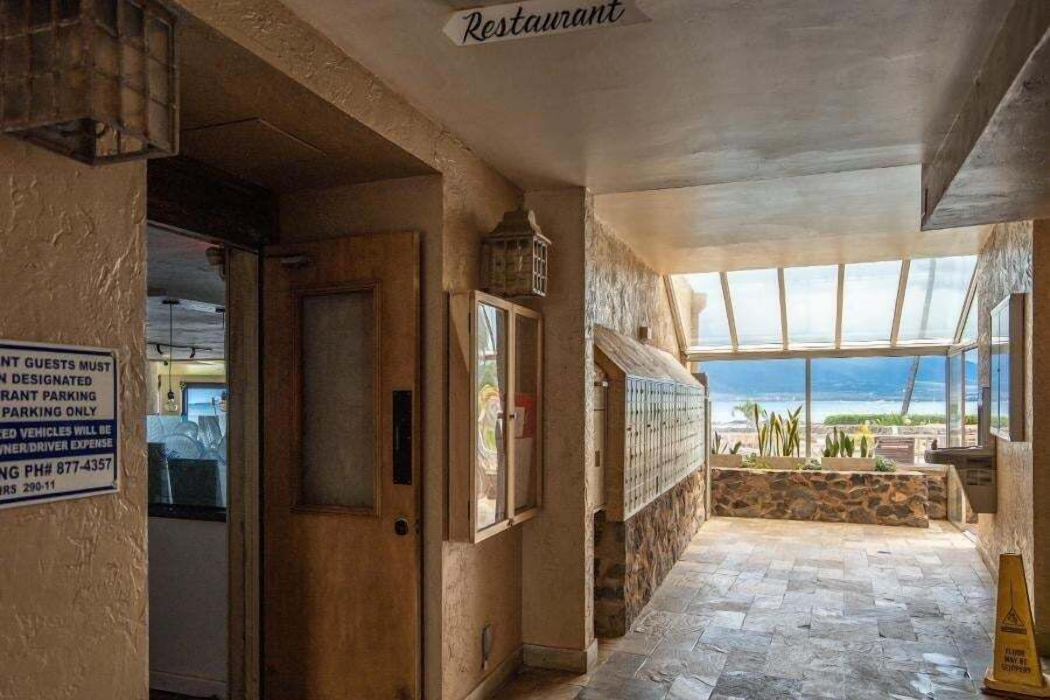 Condo, 2 Bedrooms | Interior