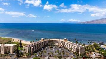 Condo, 2 Bedrooms | Exterior