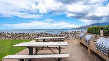 Condo, 2 Bedrooms | Outdoor dining