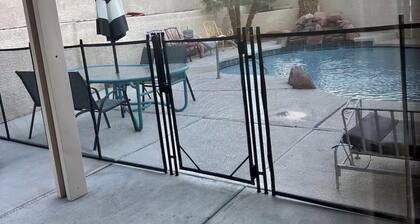 Wonderful 3-bedroom house with Pool and garage Las Vegas