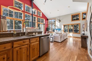 Interior - Secluded Alpine Getaway Minutes from Breckenridge (Blue River)
