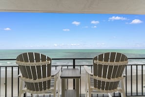 Property grounds - Condo with Ocean Views & Private Balcony, Near Pier (Garden City Beach)