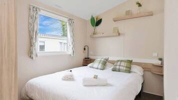 3 bedrooms, iron/ironing board, travel cot, WiFi