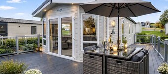 3BR  Walk to Beach | Family Holiday Home | Wi-Fi