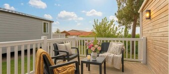 Near Pool |3BR Family -Friendly | Sea Views| Ramp | Wi-Fi | Pet OK