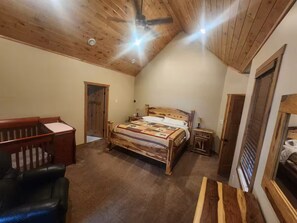 5 bedrooms, free WiFi, bed sheets - Sunsets on Beaver Dam Lake (Cumberland)