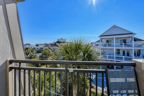 Property grounds - Channel Front 2 Bedroom Condo with a Pool! Across from the Ocean (Garden City Beach)