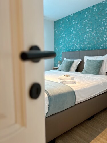 Bright and spacious bungalow with garden nearby the sea