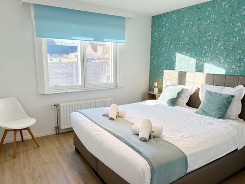 Bright and spacious bungalow with garden nearby the sea