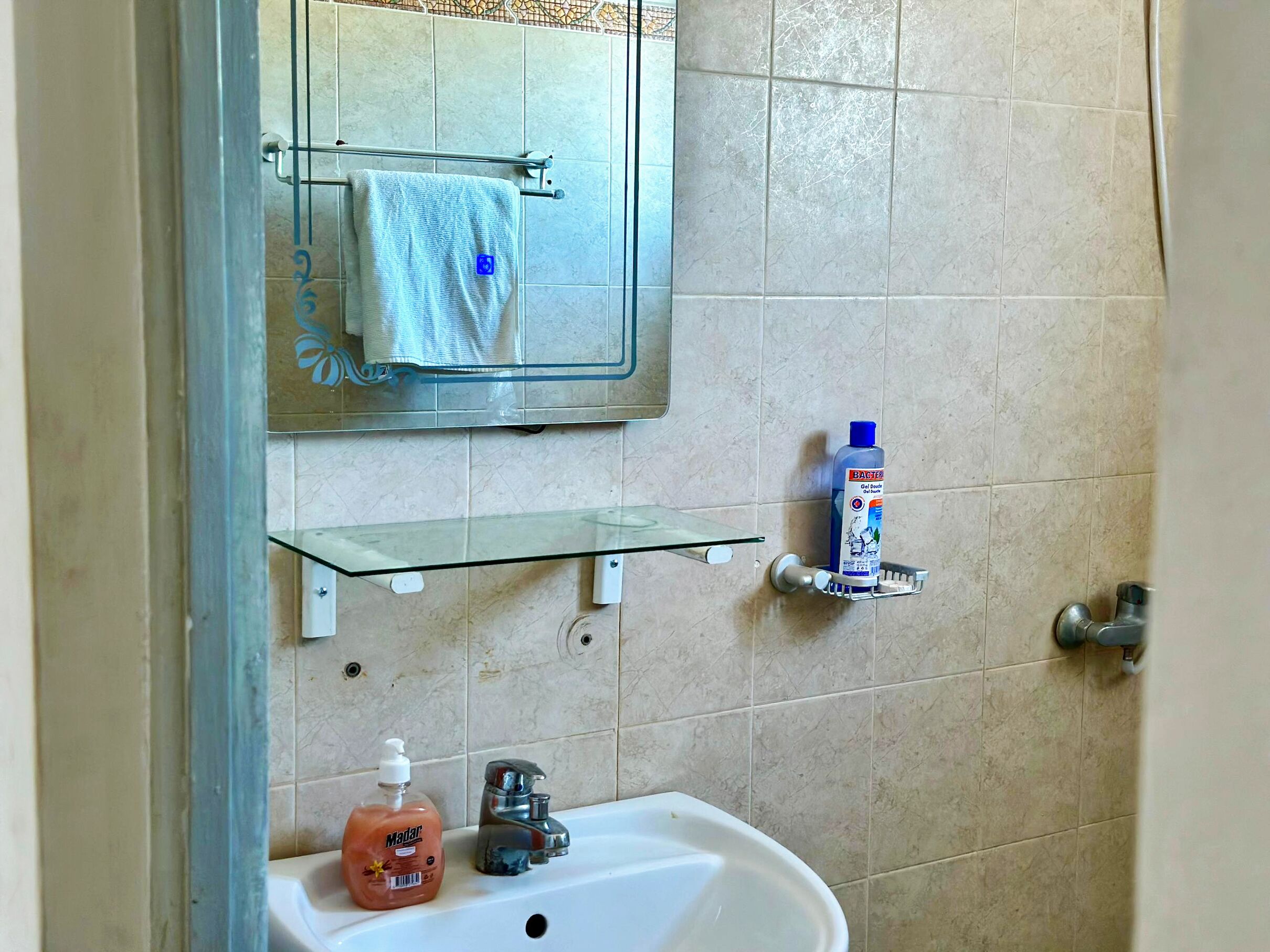 Classic Double Room | Bathroom