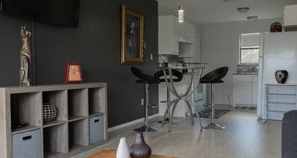 Urban Oasis. Minutes to K River and Antlers Casino