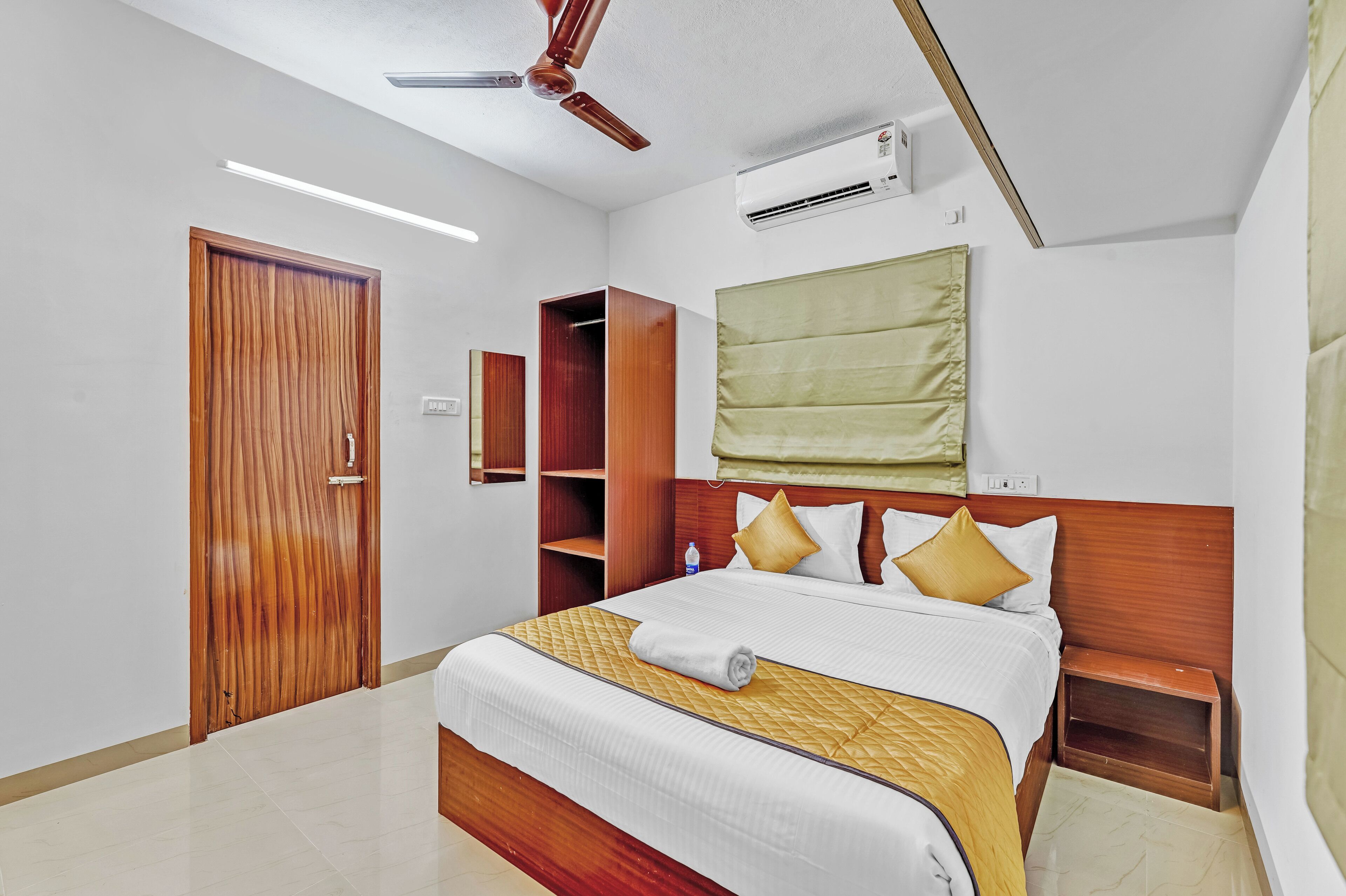 Deluxe Apartment | Desk, free WiFi