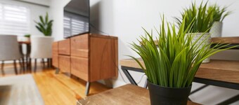 District Deux | Modern 2BR in MTL West