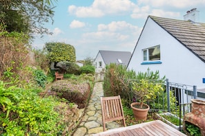 Property grounds - The Bowshot Lady in Fowey with parking (Fowey)