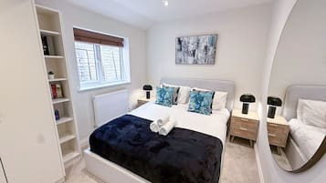 1 camera, una scrivania, ferro/asse da stiro, Wi-Fi gratuito