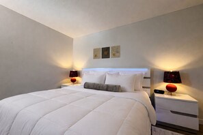 Desk, iron/ironing board, travel crib, internet - Old Town Condo Near CSU | Pool, Sauna, Gym & Bikes (Fort Collins)