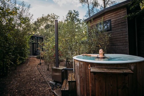 ✨ Maridu Cabin Veluwe – Cozy 4-person tiny house with hot tub at De Hoge Veluwe