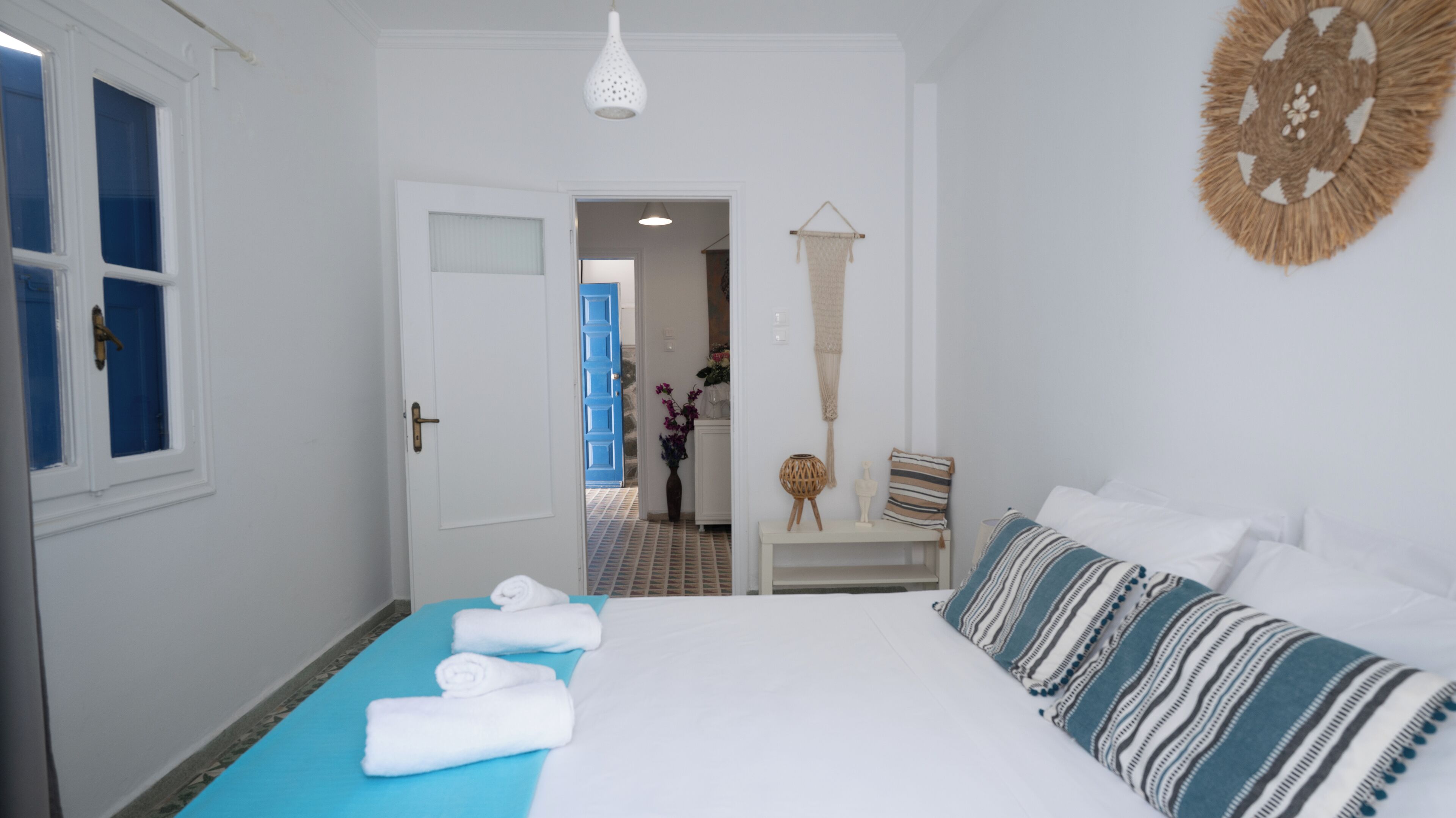 2 bedrooms, iron/ironing board, free WiFi
