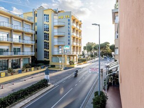 Exterior - Holiday Home by Interhome (Diano Marina)