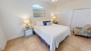 Iron/ironing board, free WiFi, bed sheets - Mango Tango - Dog Friendly 5 BR home in gated community close to beach (Miramar Beach)