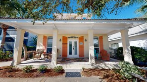 Exterior - Mango Tango - Dog Friendly 5 BR home in gated community close to beach (Miramar Beach)