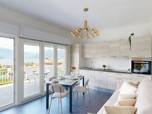 TV - Terrazza Ninì by Interhome (Germignaga)
