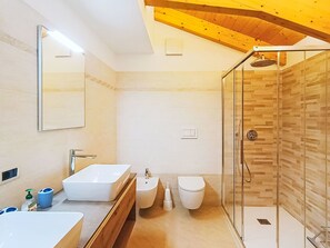 Towels - Valeria by Interhome (Pozza di Fassa)