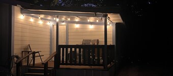 Blue Moon Bungalow in serene Bullard on Lake Palestine