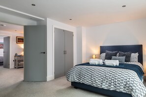 3 Schlafzimmer, Bügeleisen/Bügelbrett, WLAN