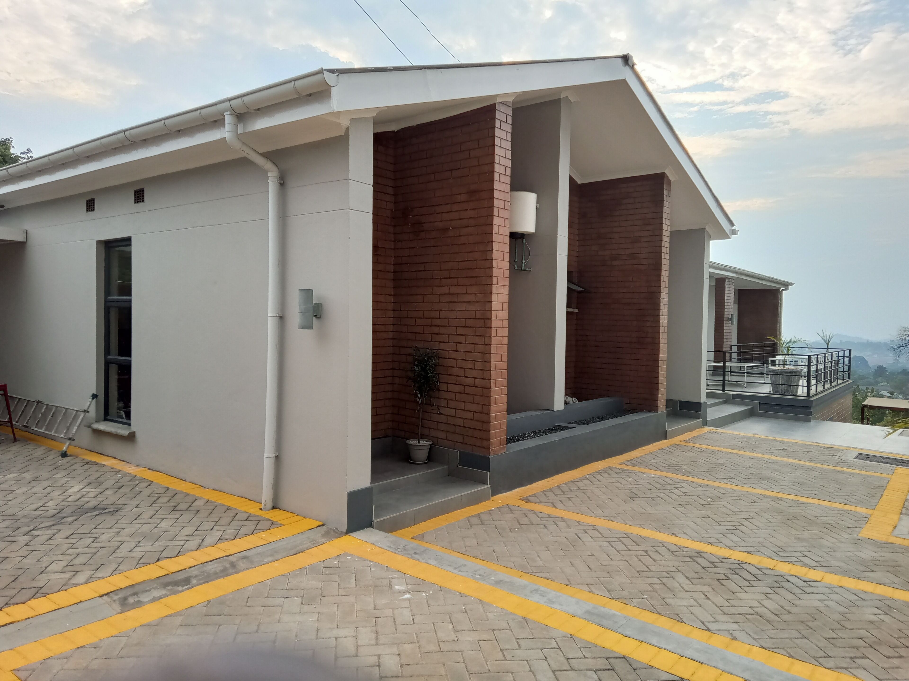 Standaard appartement, patio, uitzicht op binnenplaats | Exterieur