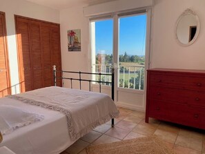 Family Apartment, Valley View - PROVENCE DODO (Valensole)