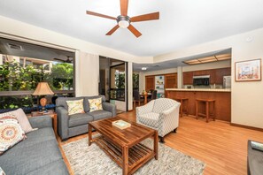 Smart TV - Couples Retreat!  138 Shores at Waikoloa (Waikoloa Beach Resort)