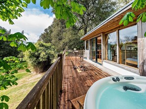 Terrace/patio - The Bydown Collection | Luxury Devon Retreat | Sleeps 13 (Swimbridge)