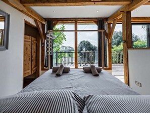 Fer et planche à repasser, Wi-Fi, draps fournis