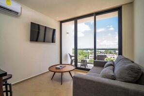 TV, offices - Comfortable with pool and full gym (Cancún)