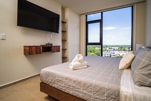 1 bedroom, iron/ironing board, WiFi, bed sheets - Comfortable with pool and full gym (Cancún)